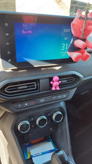 Dacia Logan TCe 90 CVT Prestige - imagine 5