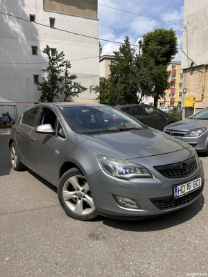 Opel Astra J