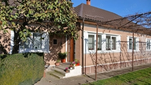 Casă de vânzare  - imagine 2