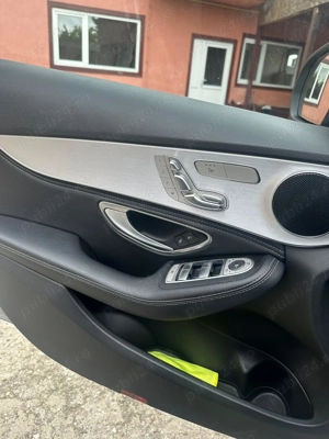 Mașina care merita văzută. Ideală in familie pentru călătorii in siguranța .Primul proprietar in Ro - imagine 2