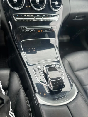 Mașina care merita văzută. Ideală in familie pentru călătorii in siguranța .Primul proprietar in Ro - imagine 6