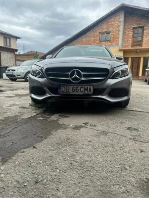 Mașina care merita văzută. Ideală in familie pentru călătorii in siguranța .Primul proprietar in Ro - imagine 5