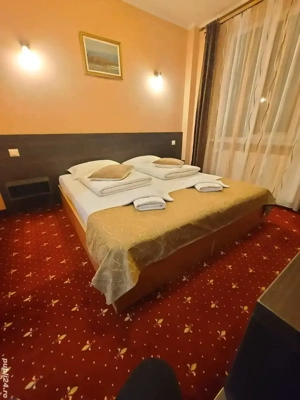 cazare centru Băile Felix pensiunea Sebastian  - imagine 3