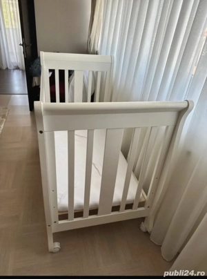 Vand patut din lemn alb cu saltea noua