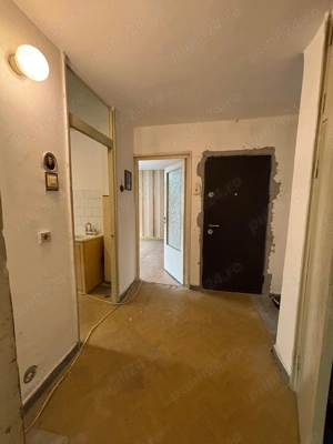 Apartament 2 camere decomandate cartier Rovine , Craiova 