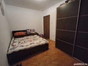 Proprietar vând apartament decomandat 3 camere  - imagine 2