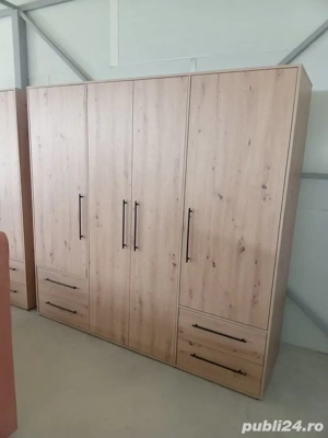 Dulap nou de vânzare 