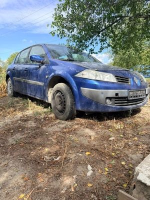 Dezmembrez renault megame 2 