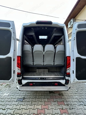 Vand Flota Masini Transport Persoane - imagine 6