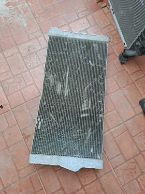 Radiator apa Bmw seria 7 F01 diesel 3.0 D an 2008-2015 cod 17118509176 - imagine 2