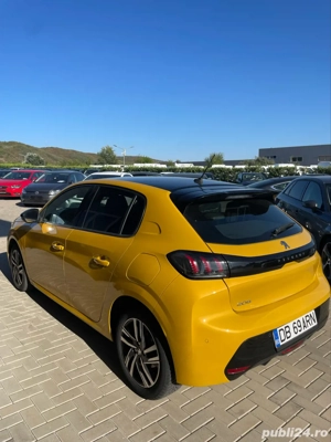 Peugeot 208 2022 automat  - imagine 2