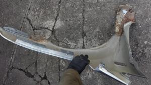 Aripa stanga fata FORD FOCUS  2005 -2008 gri argintiu - imagine 6