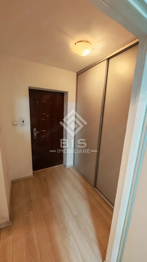 Apartament etaj 1 - Zona Sud - imagine 11