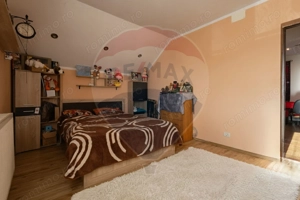 Casă / Vilă cu 6 camere de vânzare în zona Sagului - imagine 8