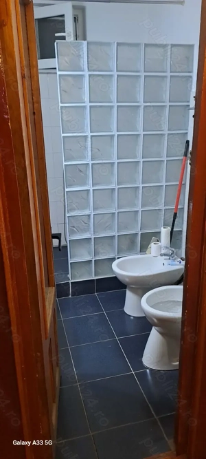 Apartament de vanzare - 4 camere - imagine 3