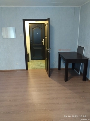 închiriez garsonieră Aleea Mizil 1 nemobilata parter metrou 1Dec 
