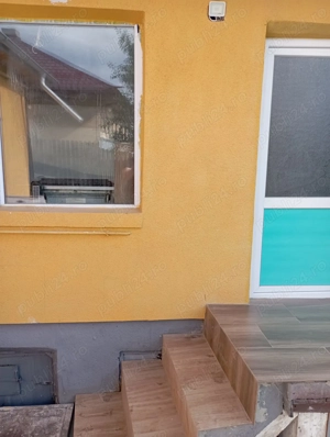 Casa de vanzare, cartier Tuguiata, renovata recent. - imagine 2