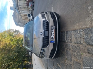 Skoda Karoq  - imagine 8