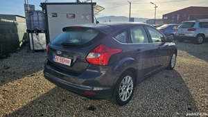 Focus 2012..1.6 benzină  - imagine 7