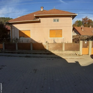 Vand casa Zlatna