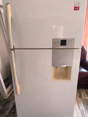 Frigider LG în stare bună