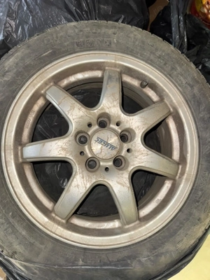 Genți auto și anvelope 