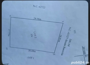 Vând teren intravilan