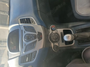 Vând Ford fiesta 1.25 benzina, an 2009, euro5 - imagine 3