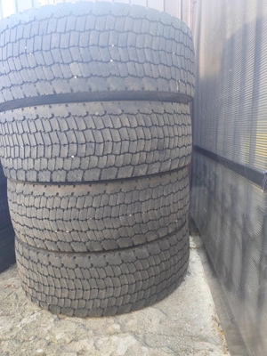 Vând set 285 70 19,5 - imagine 2