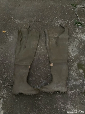 Vand cizme lungi de pescar si peleria de plai - imagine 3