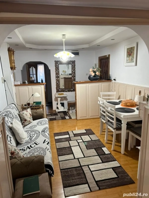 De vânzare apartament 3 camere + salon cu bucătărie în Suceava - imagine 2