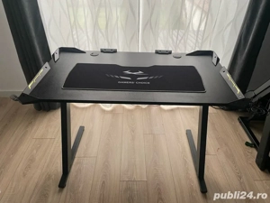 Birou Gaming Nou, Iluminare LED, suport casti, suport pahar,  - imagine 2