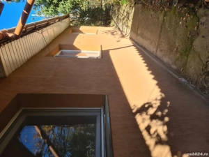 Vand casa la curte cu imbunatatiri - imagine 6