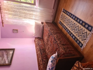 Vand casa la curte cu imbunatatiri - imagine 8