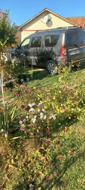 Vând Logan MCV. - imagine 3