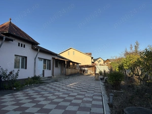 De vânzare: Casă spațioasă în Răzvad de Jos, Dâmbovița