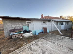 De vânzare: Casă spațioasă în Răzvad de Jos, Dâmbovița - imagine 6