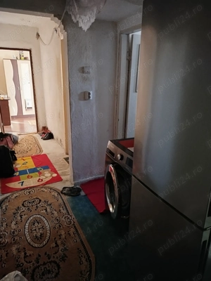 Vând apartament decomandat  - imagine 2