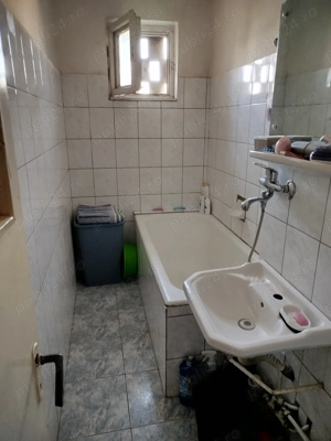 Vând apartament decomandat  - imagine 3