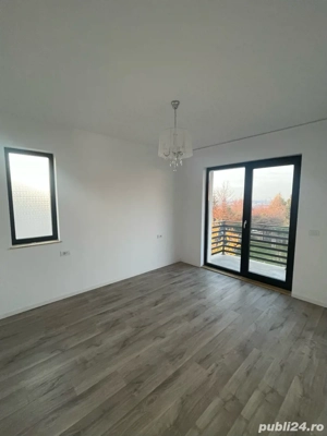 Casă modernă P+1E, vedere spectaculoasă asupra orașului, aproape de pădure, Bucium - imagine 5