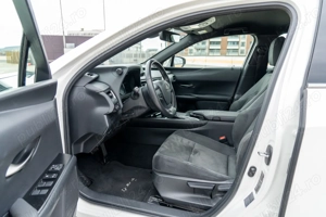 Lexus UX250H - imagine 8