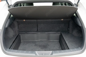 Lexus UX250H - imagine 14