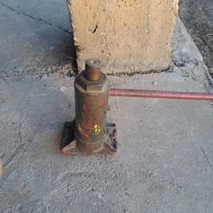 Cric autoturisme - imagine 3