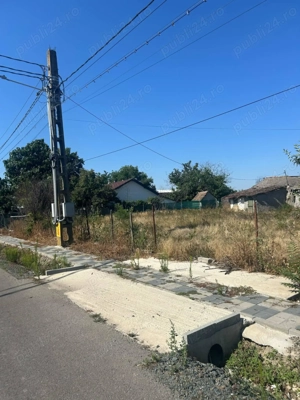 Teren intravilan Perieti 1100m2