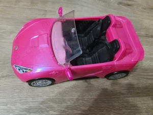 Vand mașină decapotabilă de jucărie Barbie.