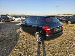 Skoda Fabia benzină an 2014 E 5 mot 1.2 Cp 90 - imagine 10