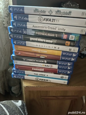 ps5 cu 2 controlere si jocuri - imagine 3