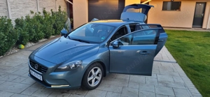 Volvo V40 Model R-Design