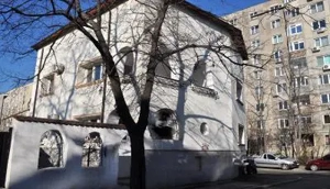 LiBERA DIN 1 IANUARIE 2026-Vila 250 mp+100 mp curte- Podul Grant- 10 euro mp-2500 euro net