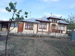Vând casa com Jorasti jud Galati